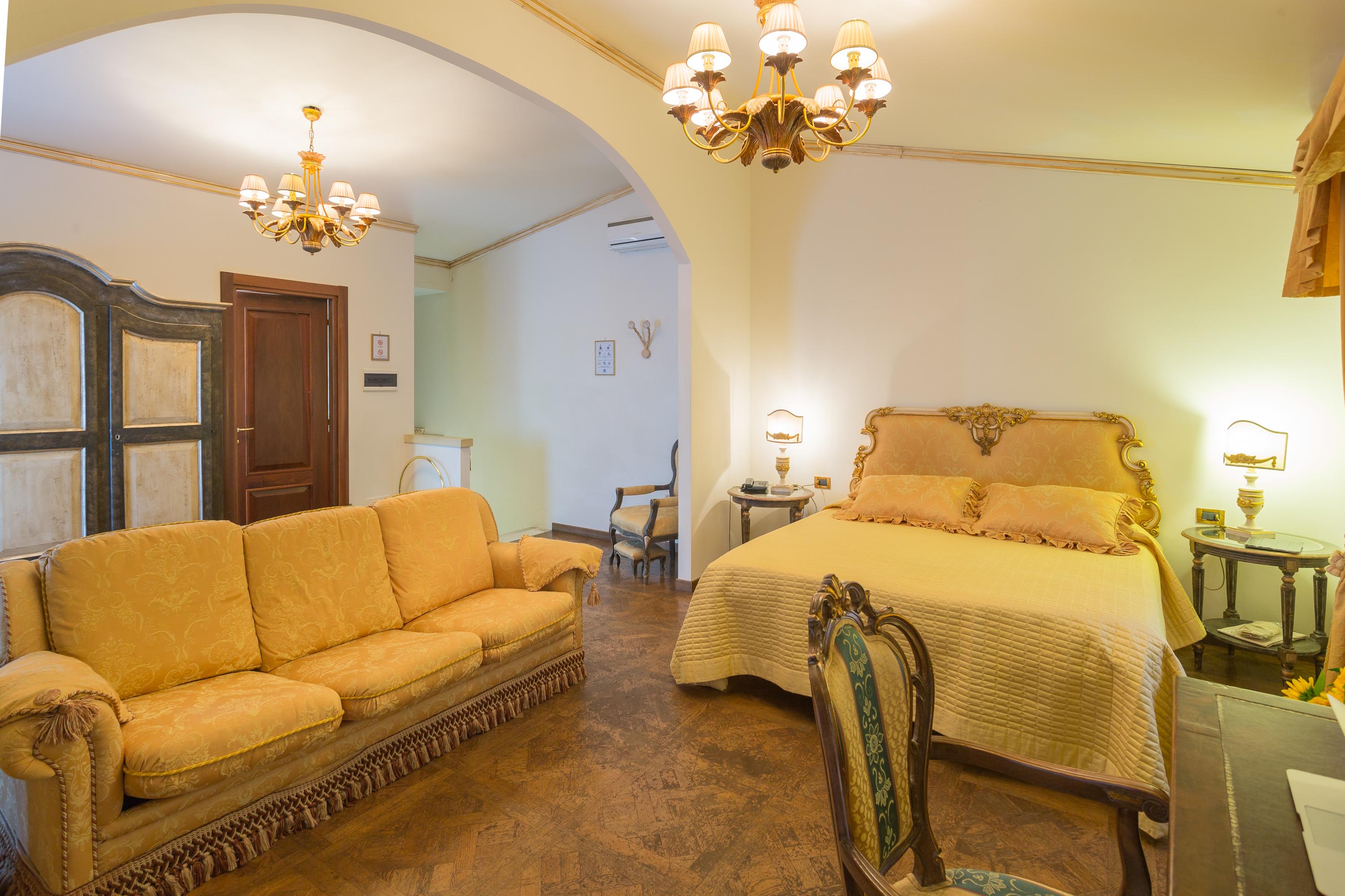 Hotel Palazzo Alexander Lucca Ngoại thất bức ảnh