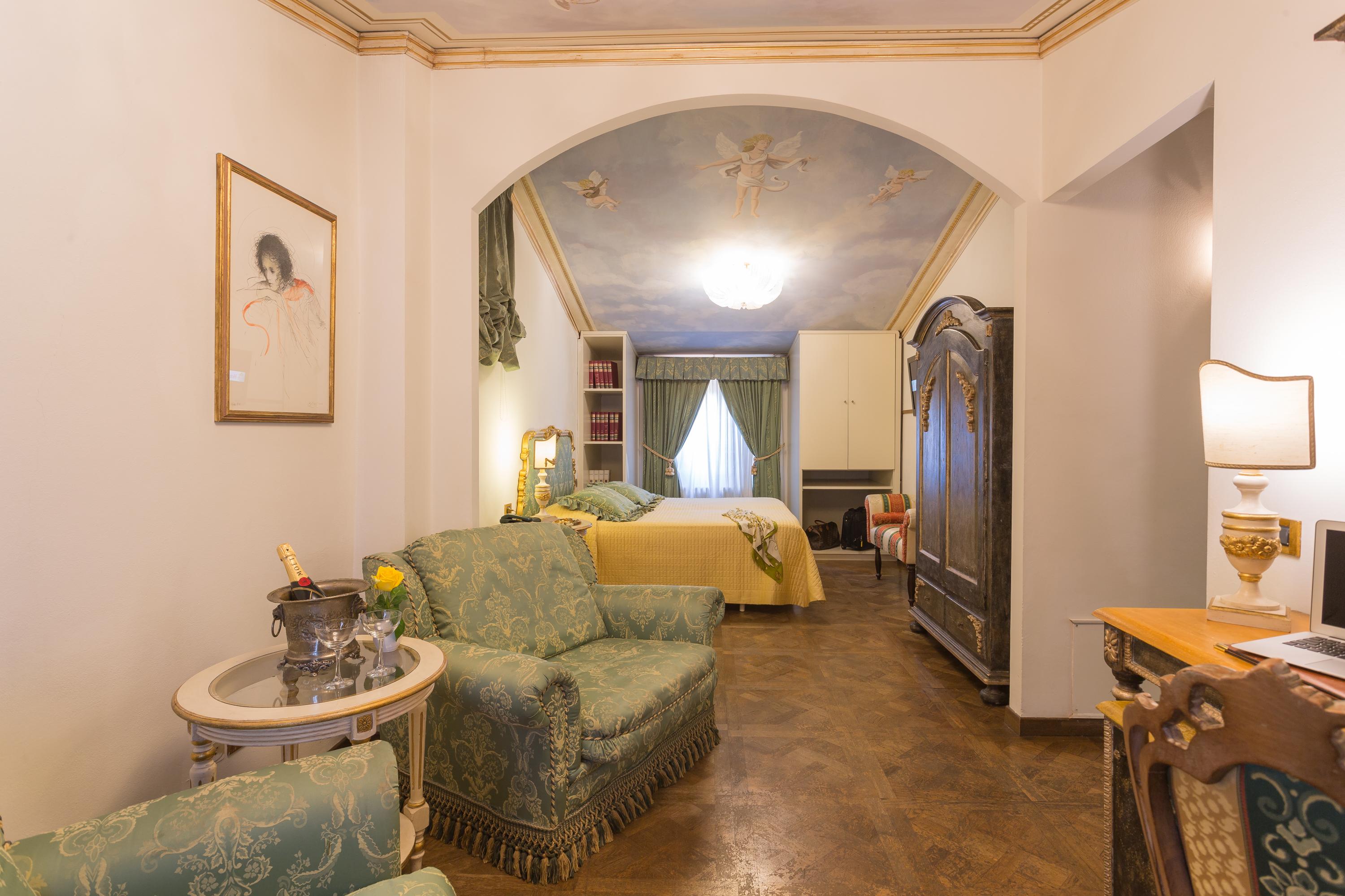 Hotel Palazzo Alexander Lucca Ngoại thất bức ảnh
