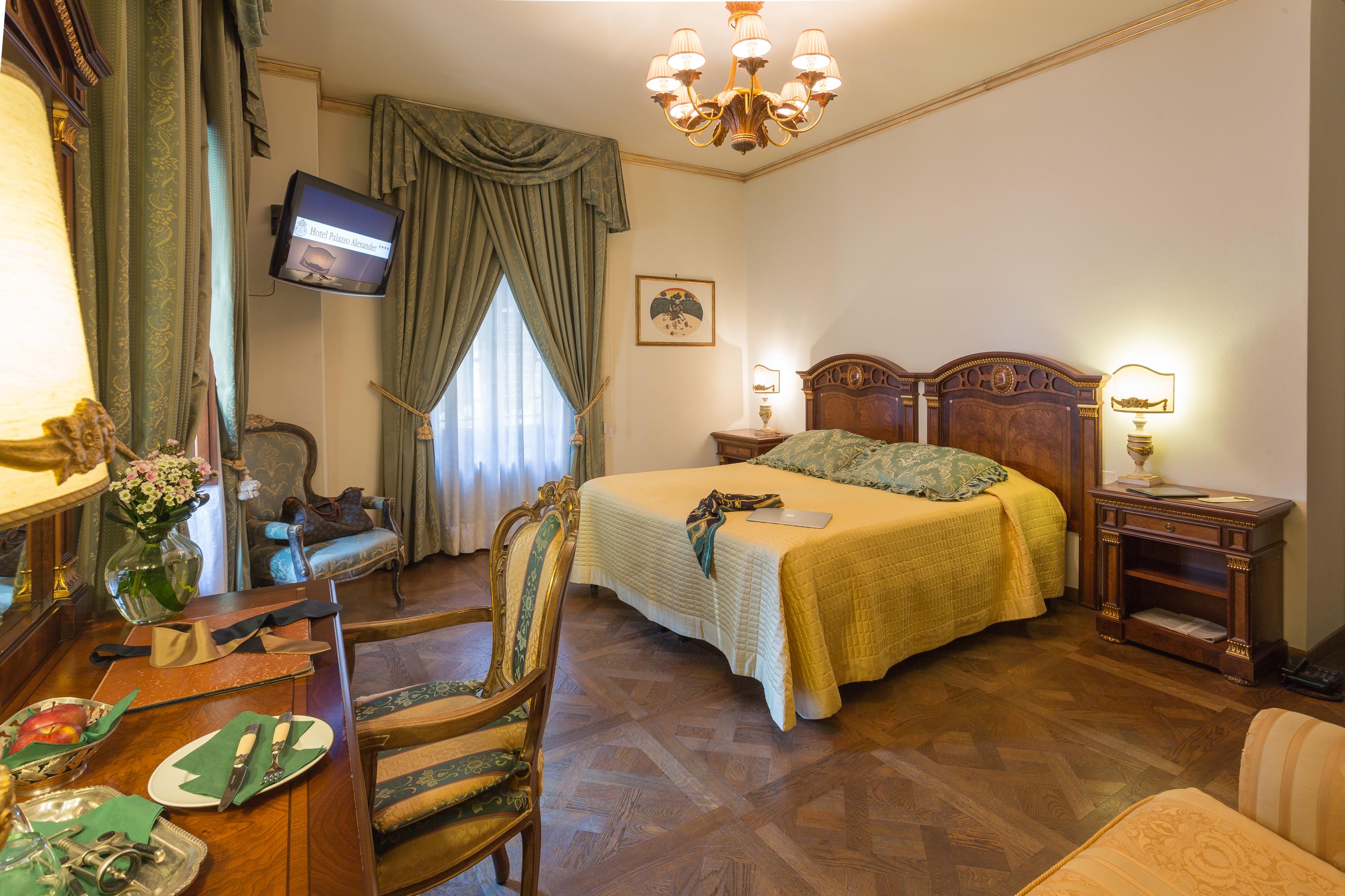 Hotel Palazzo Alexander Lucca Ngoại thất bức ảnh