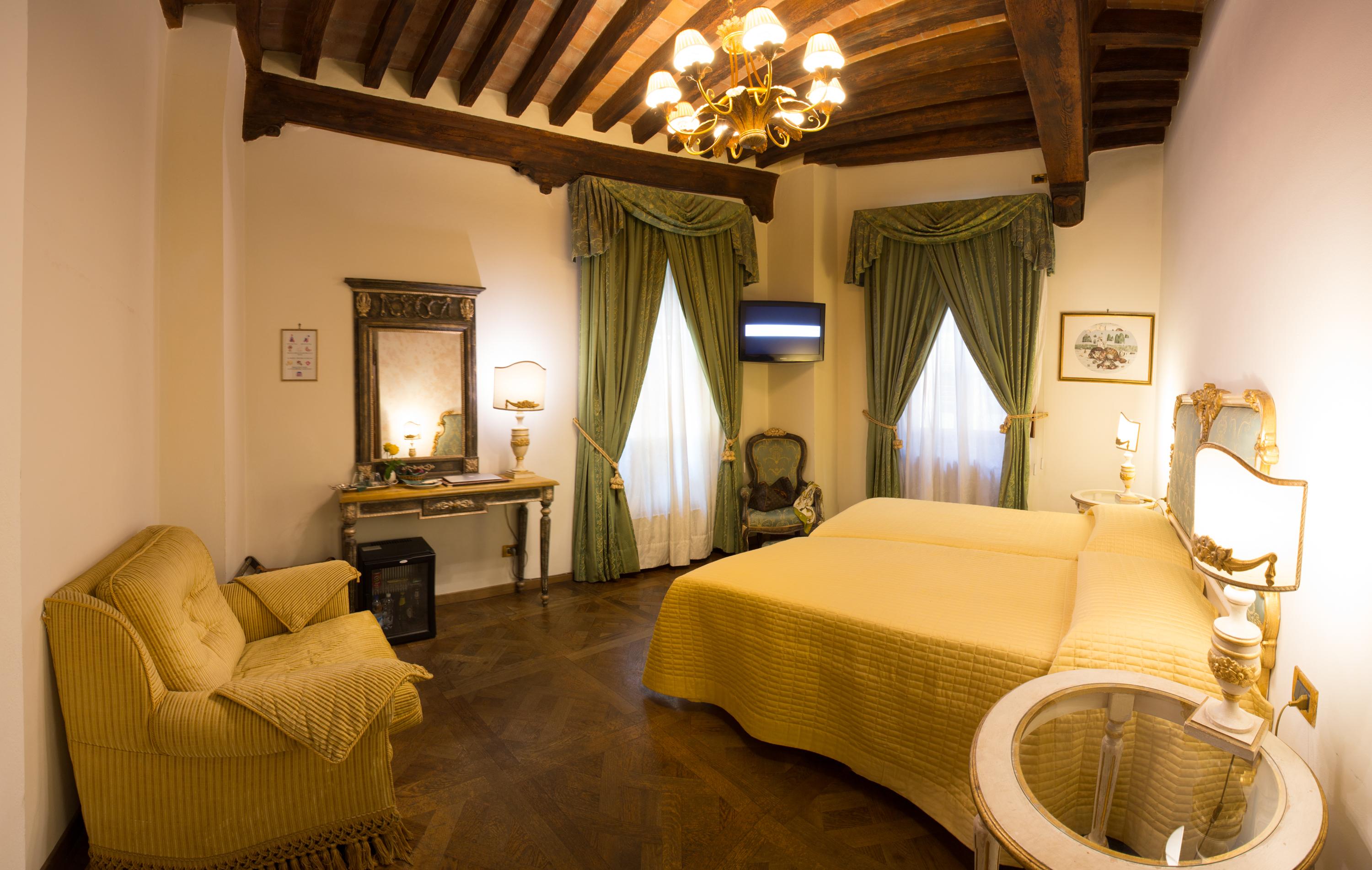 Hotel Palazzo Alexander Lucca Ngoại thất bức ảnh