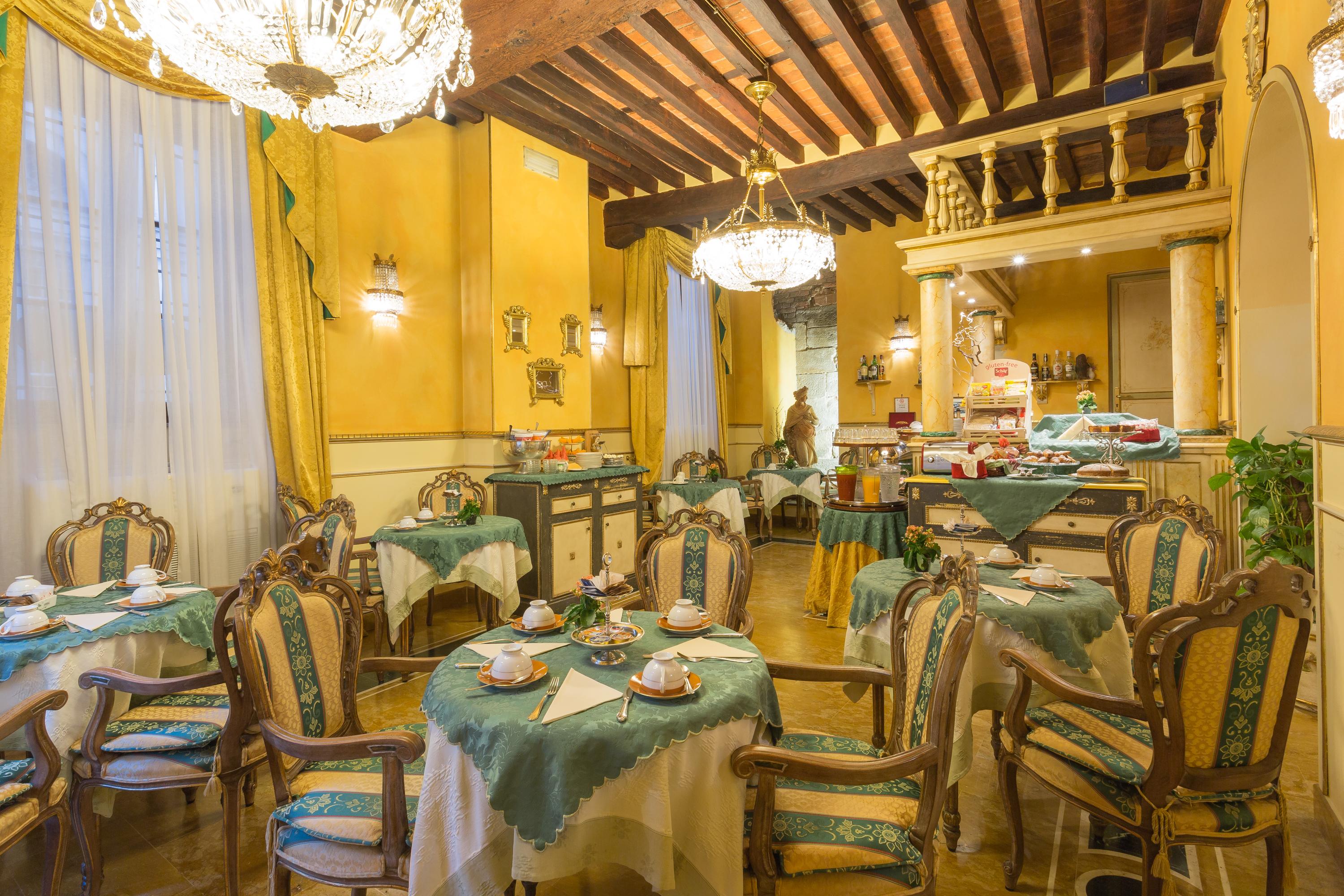 Hotel Palazzo Alexander Lucca Ngoại thất bức ảnh