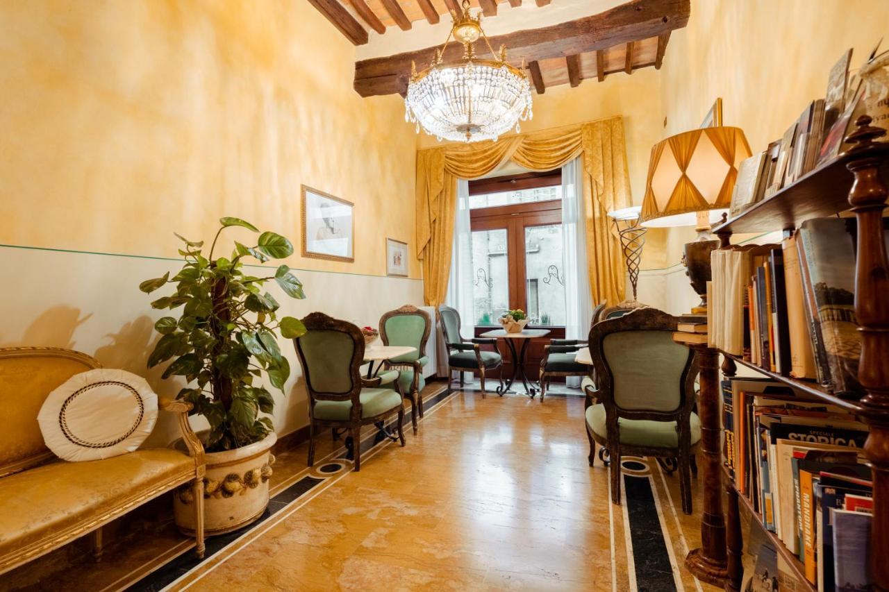 Hotel Palazzo Alexander Lucca Ngoại thất bức ảnh