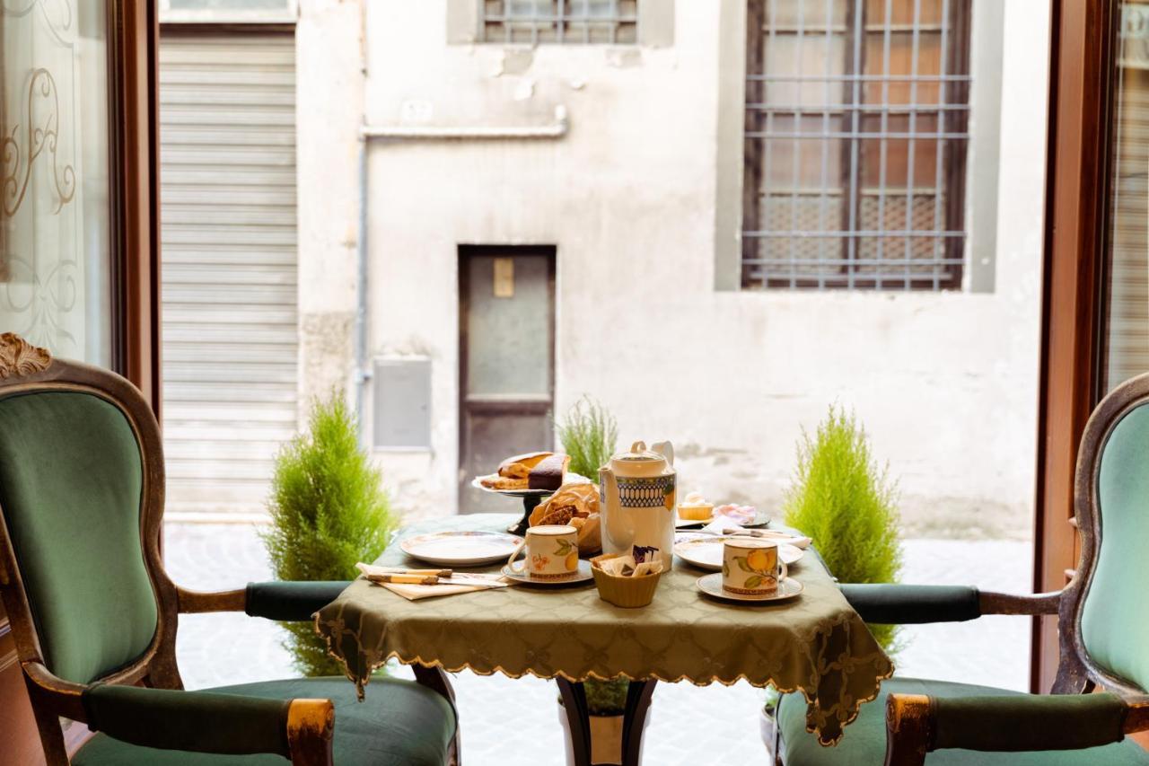 Hotel Palazzo Alexander Lucca Ngoại thất bức ảnh