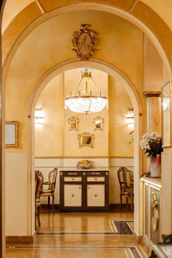 Hotel Palazzo Alexander Lucca Ngoại thất bức ảnh
